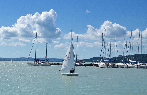 匈牙利旅游:欧洲第三大湖巴拉顿湖Balaton,欧洲