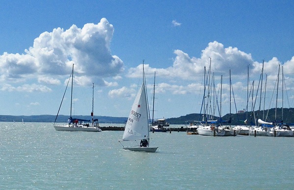 匈牙利旅游:欧洲第三大湖巴拉顿湖Balaton,欧洲,欧洲网