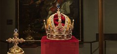 奥地利旅游:探秘维也纳哈布斯堡皇宫的皇家珍宝
