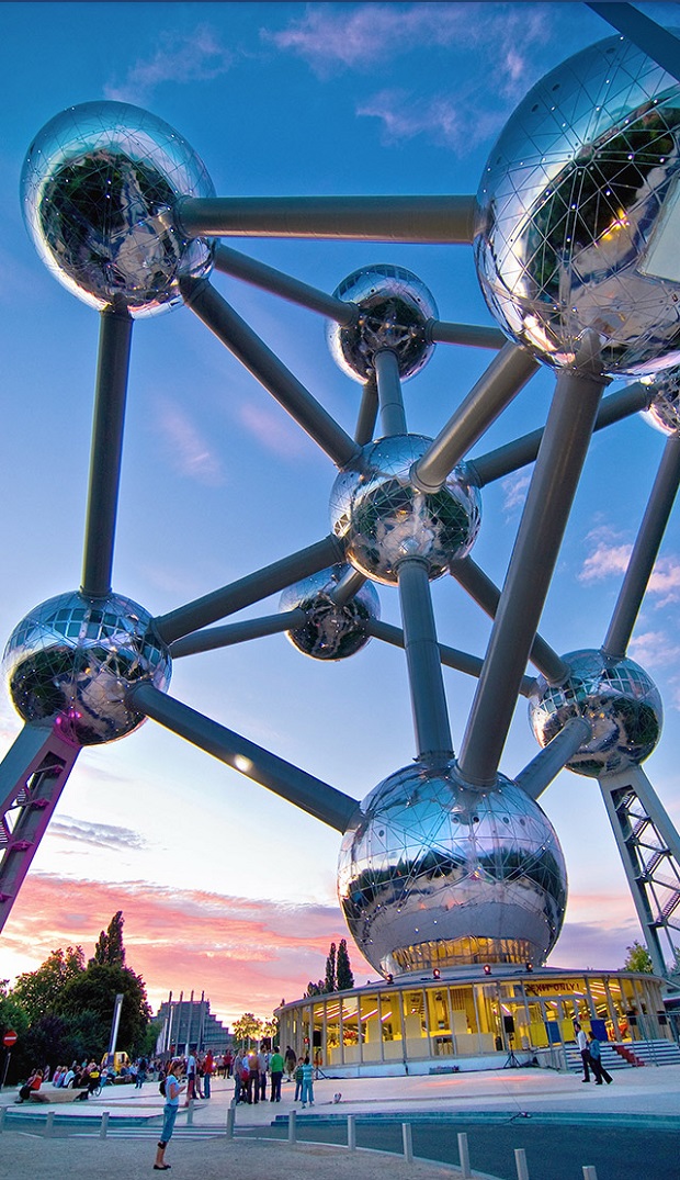 比利时旅游:比利时首都布鲁塞尔原子塔(原子球)ATOMIUM,欧洲,欧洲网