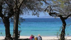 地中海第四大岛-美丽岛：法国科西嘉岛海滩风光