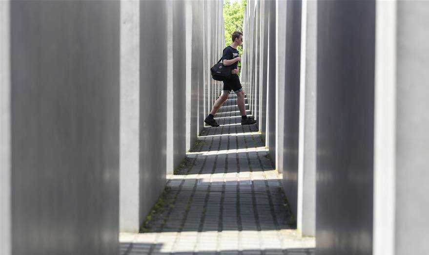欧洲被害犹太人纪念碑：德国柏林市中心犹太人纪念碑林及档案展,欧洲,欧洲网