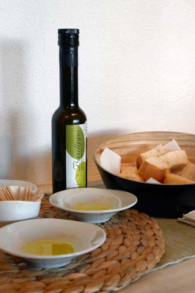 西班牙安达卢西亚特产:特级初榨橄榄油Aceite de Oliva Extra Virgen,欧洲,欧洲网