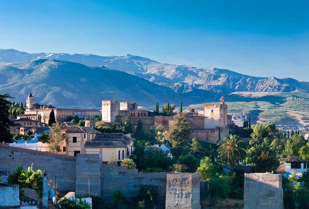 西班牙安达卢西亚大区：格拉纳达省Granada的旅游景点-内华达雪山等,欧洲,欧洲网