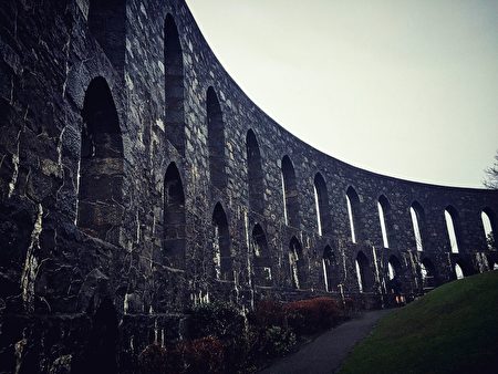 英国苏格兰海鲜城奥本Oban旅游景点:McCaig’sTower和Battery Hill,欧洲,欧洲网