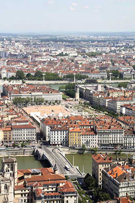 法国最美十大广场8：里昂市的白莱果广场Place Bellecour à Lyon,欧洲,欧洲网