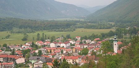 欧洲18个不可思议景点:斯洛文尼亚索卡谷Soča的科巴里德镇Kobarid,欧洲