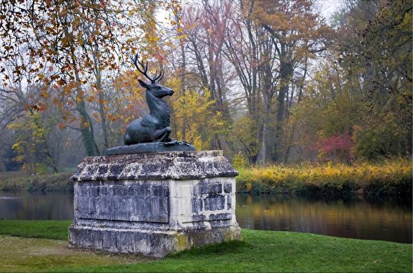 法国巴黎朗布依埃城堡Château de Rambouillet:十四世纪的法国古堡,欧洲,欧洲网