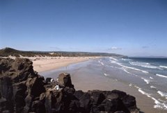 英国北爱尔兰Portstewart Strand巨人之路附近沙滩:铜锣湾Causeway