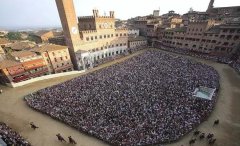 意大利传统节日:锡耶纳赛马节Tradizioni italiane-il Palio di Siena