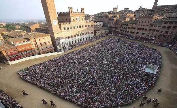 意大利传统节日:锡耶纳赛马节Tradizioni italiane-il Palio di Siena,欧洲,欧洲网