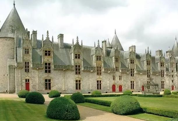 Chateau du Josselin若瑟兰城堡：法国布列塔尼Brittany旅游景点,欧洲,欧洲网