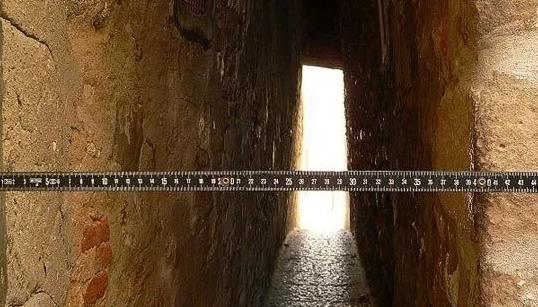 vicolo di ripatransone：世界上最窄的小巷意大利小城Ascoli Piceno,欧洲,欧洲网