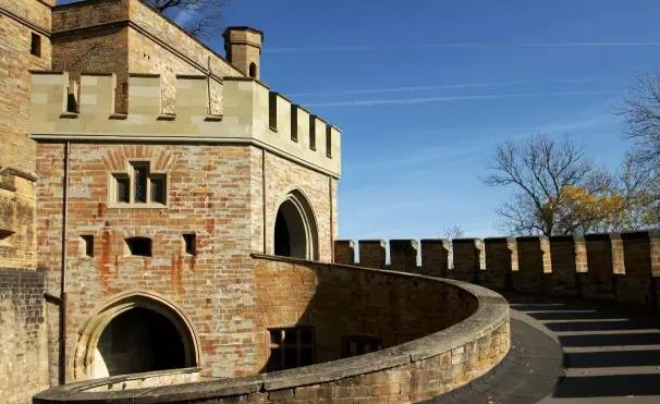 霍亨索伦城堡Burg Hohenzollern-德国南部最著名的普鲁士王朝城堡,欧洲