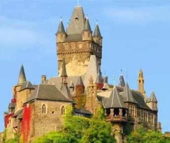 赖希斯堡Reichsburg：莫愁河边的古堡-德国科赫姆Cochem小镇地标,欧洲