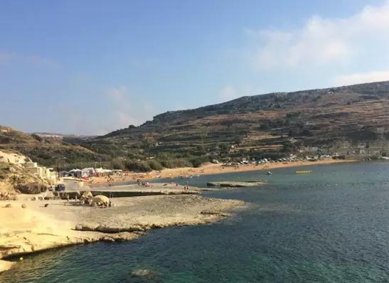 马耳他旅游：季内依那湾（Gnejna）-马耳他西北边海海滩Gnejna,欧洲,欧洲网