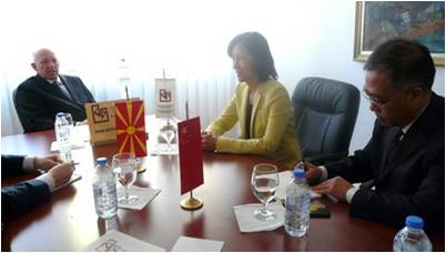 驻马其顿大使殷立贤拜会马其顿经济商会会长,欧洲,欧洲网