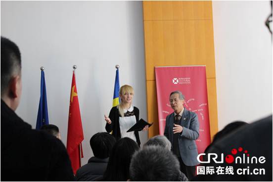 罗马尼亚美女排箫演奏家科尔内利娅在国家大剧院演出,欧洲