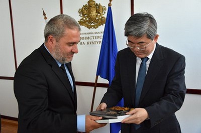 驻保加利亚大使张海舟会见保加利亚文化部长Boil Vasilev Banov,欧洲